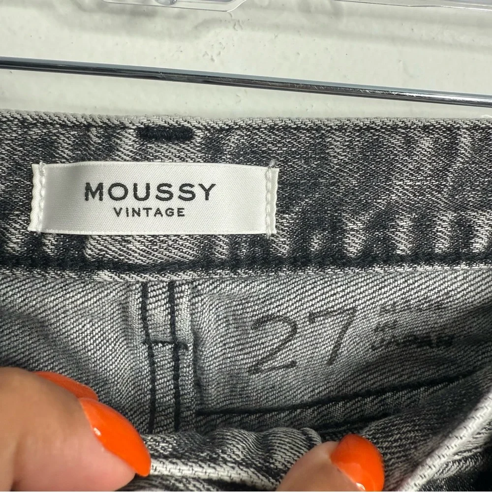 NWOT Moussy Vintage Light Black Skinny Jean Raw Hem Size 27 Designer‎ Minimalist